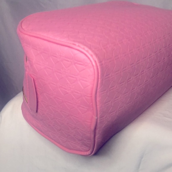 SHANE X JEFFREE pink double zip make up bag with a pig print design. - Picture 6 of 12